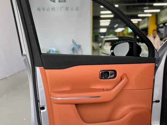 Фото 19 - Leapmotor C16