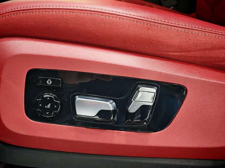 Фото 21 - BMW X5