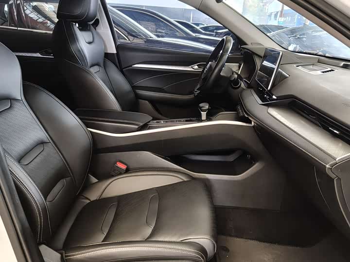 Фото 13 - Geely Preface