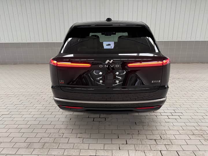 Фото 6 - Nio Onvo L90