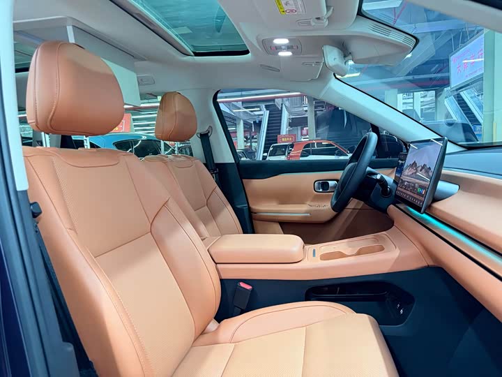 Фото 12 - Leapmotor C16