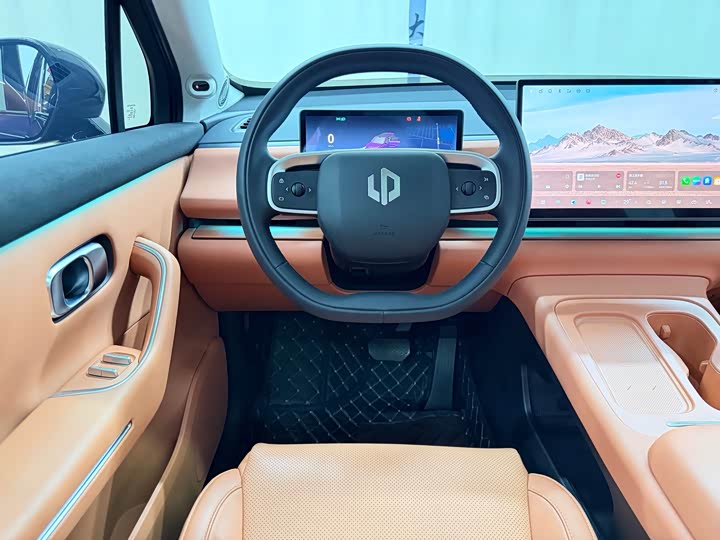 Фото 13 - Leapmotor C16