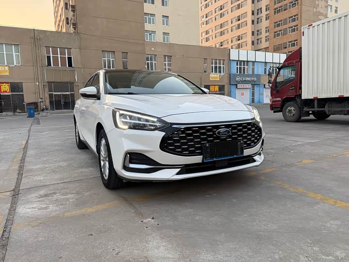 Фото 3 - Ford Focus