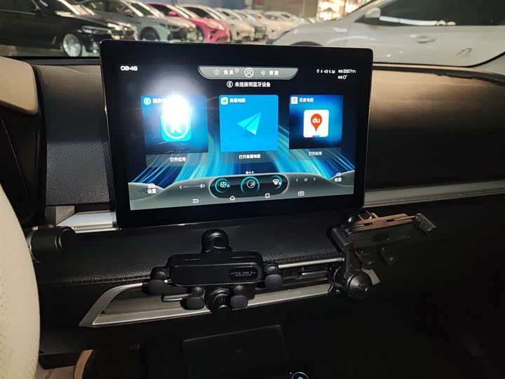 Фото 13 - BYD E2