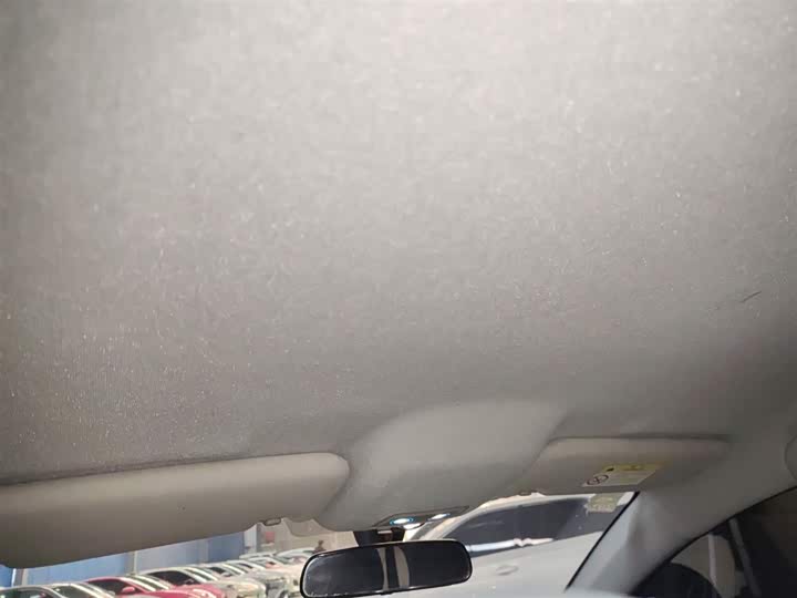 Фото 18 - BYD E2