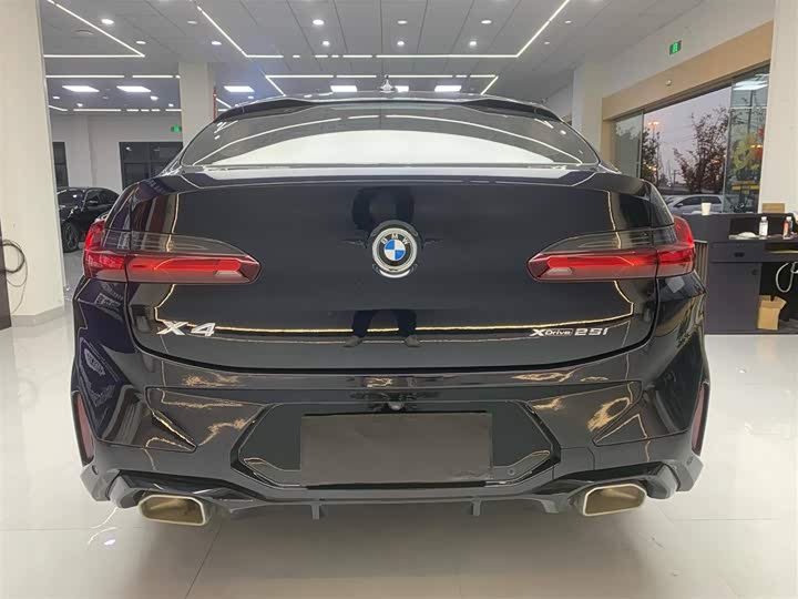 Фото 4 - BMW X4