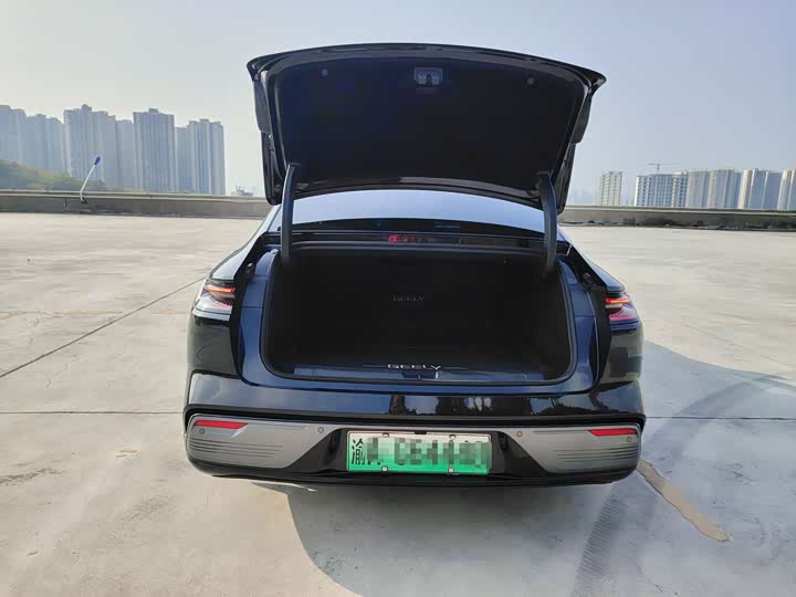 Фото 5 - Geely Galaxy Starshine 8 EM-i