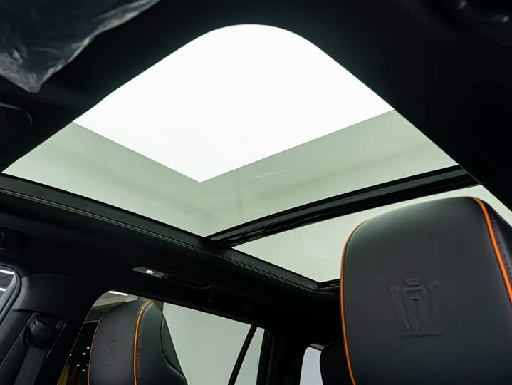 Фото 25 - Toyota Crown Kluger