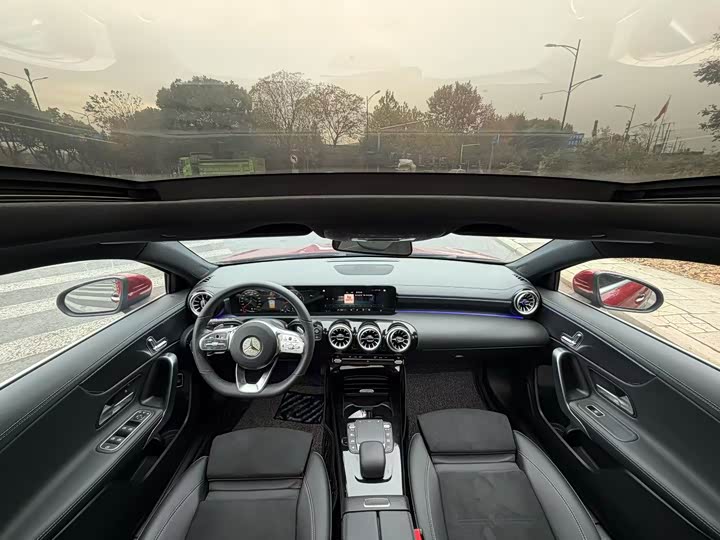 Фото 6 - Mercedes-Benz A-Class