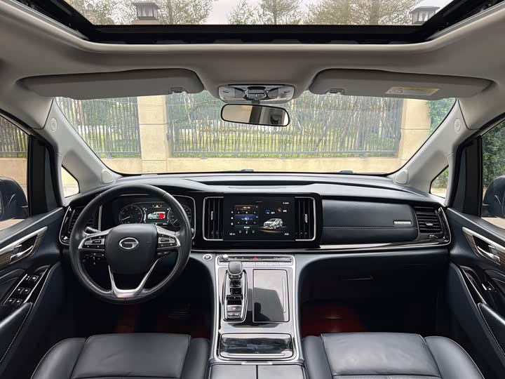 Фото 9 - GAC Trumpchi M8