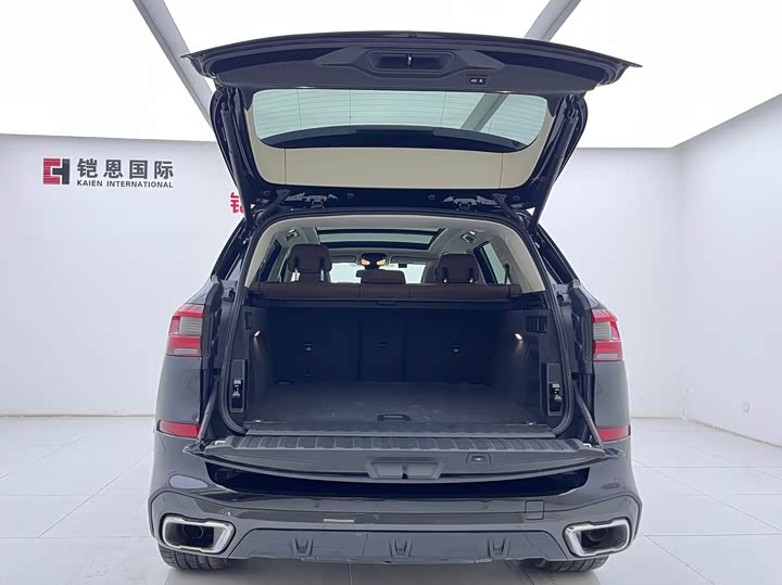 Фото 14 - BMW X5