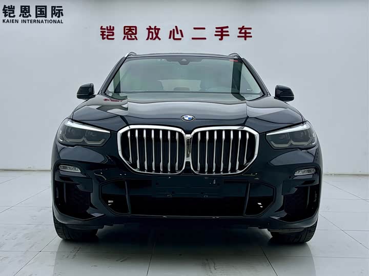 Фото 2 - BMW X5