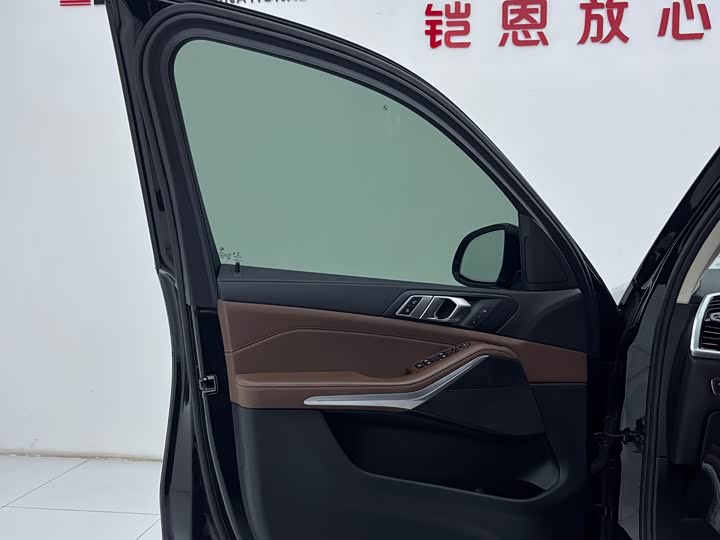 Фото 20 - BMW X5