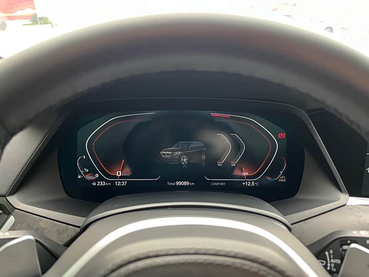 Фото 22 - BMW X5