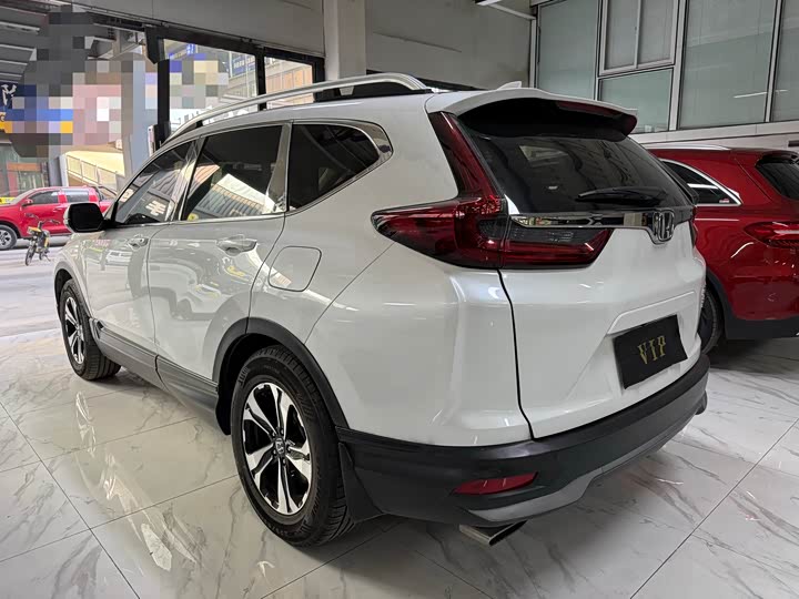 Фото 6 - Honda CR-V