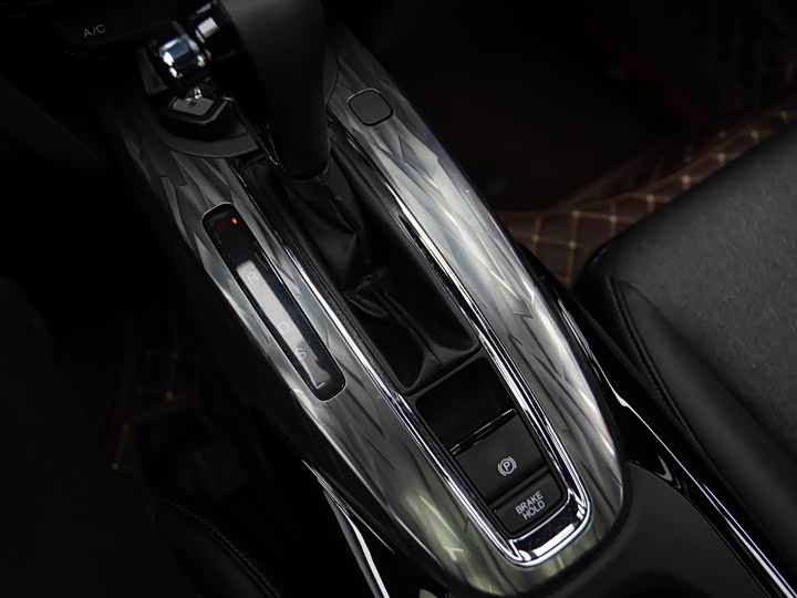 Фото 15 - Honda XR-V