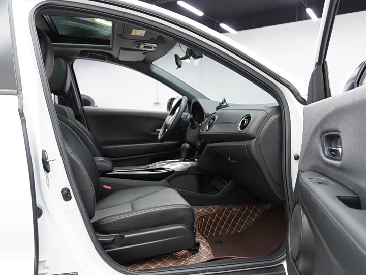 Фото 21 - Honda XR-V