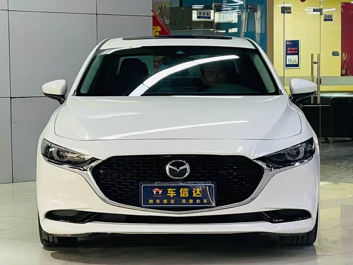 Фото 2 - Mazda 3 (Axela)