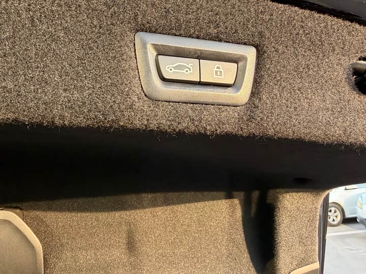 Фото 30 - BMW 7 Series