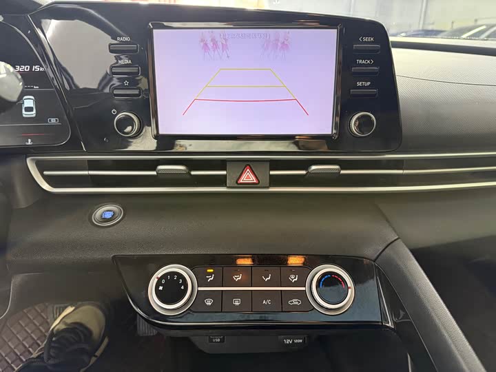 Фото 11 - Hyundai Elantra N line