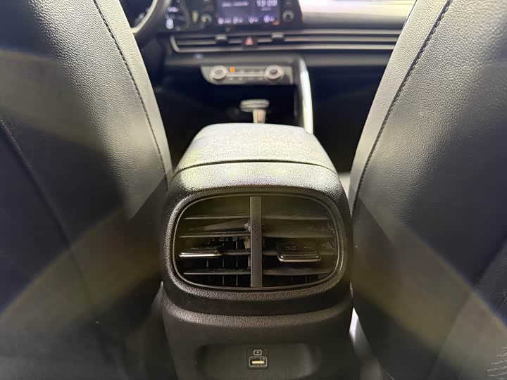 Фото 15 - Hyundai Elantra N line