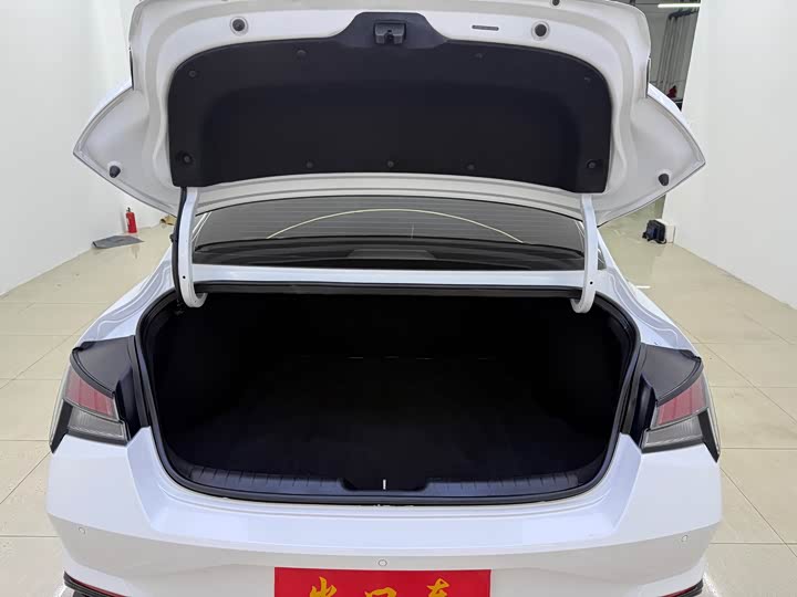 Фото 18 - Hyundai Elantra N line