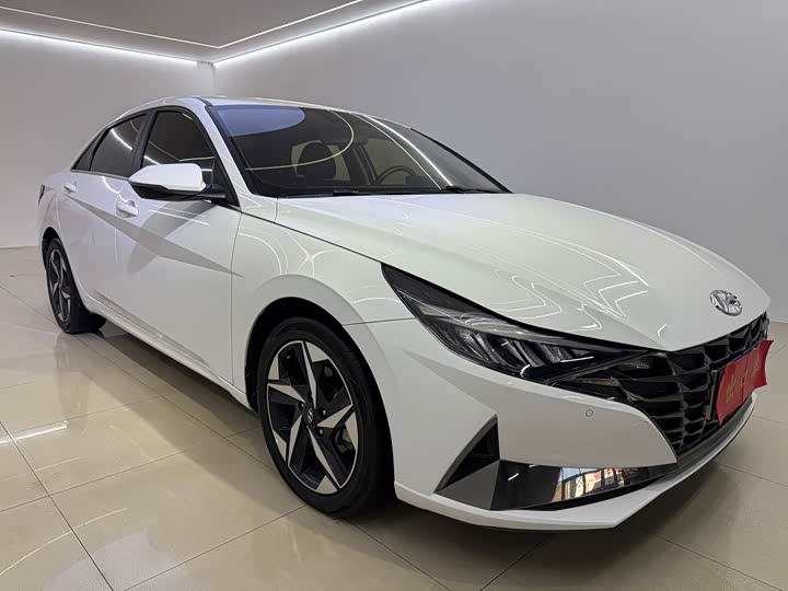 Фото 3 - Hyundai Elantra N line