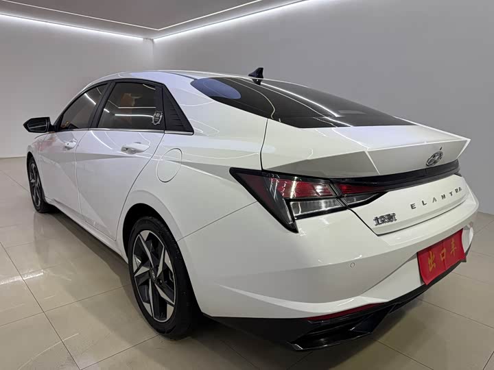 Фото 6 - Hyundai Elantra N line