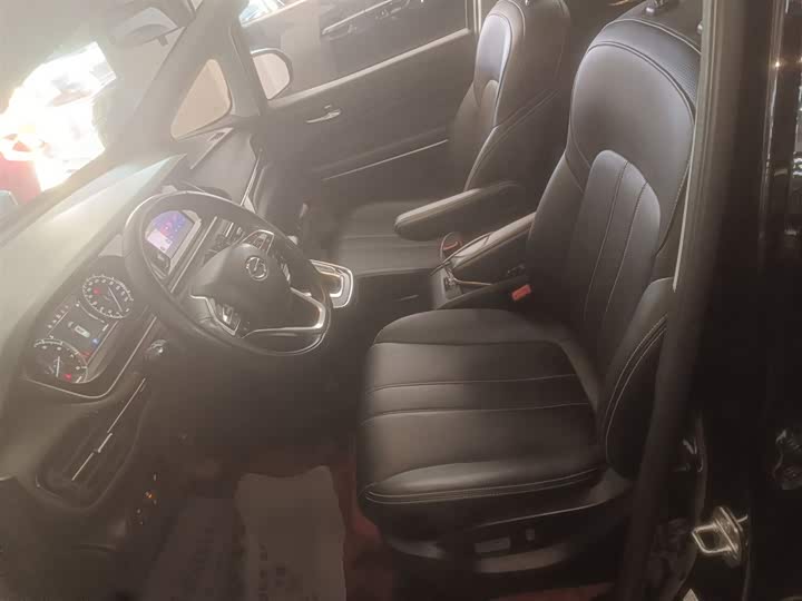 Фото 15 - GAC Trumpchi M6