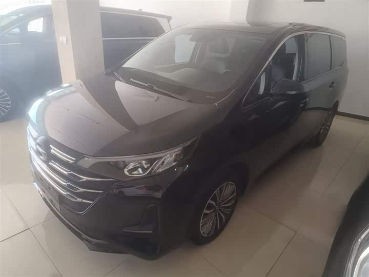 Фото 2 - GAC Trumpchi M6