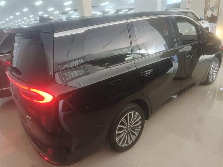 Фото 7 - GAC Trumpchi M6