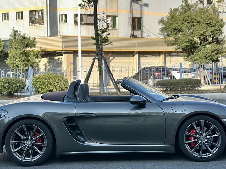 Фото 7 - Porsche 718