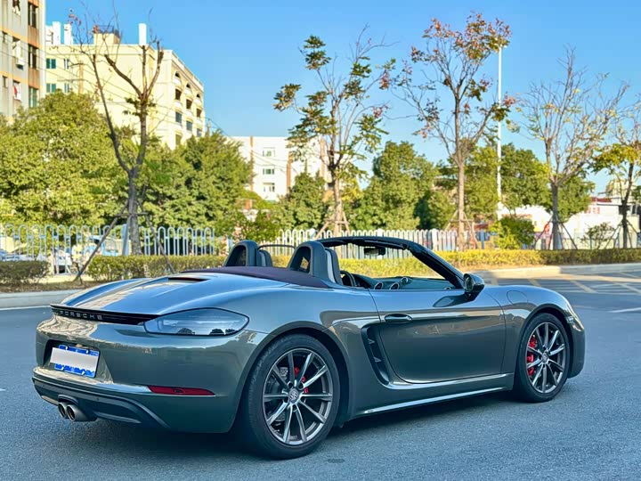 Фото 8 - Porsche 718