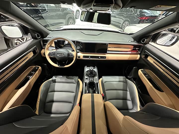 Фото 12 - Geely Icon