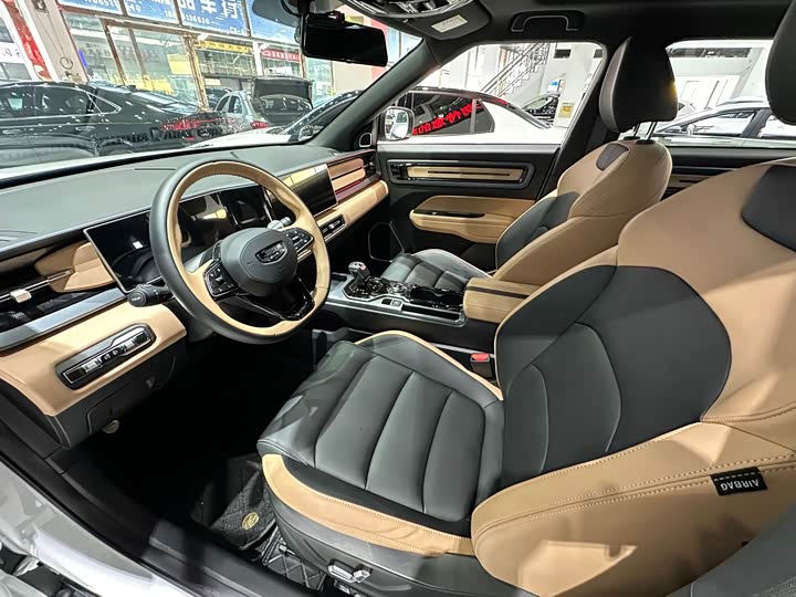 Фото 8 - Geely Icon