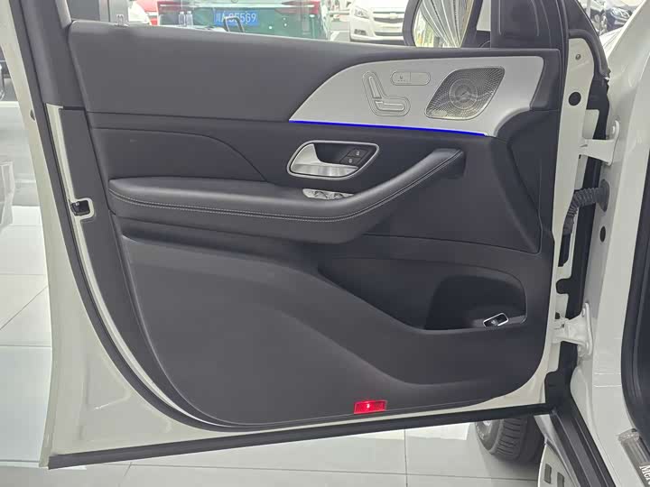 Фото 14 - Mercedes-Benz GLE-Class