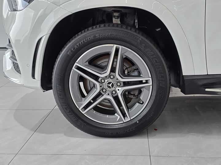 Фото 21 - Mercedes-Benz GLE-Class