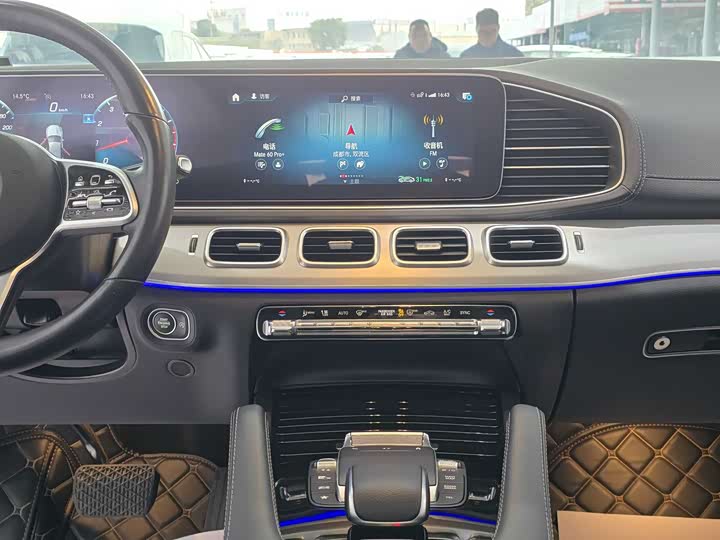 Фото 22 - Mercedes-Benz GLE-Class