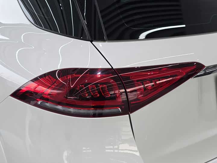 Фото 23 - Mercedes-Benz GLE-Class