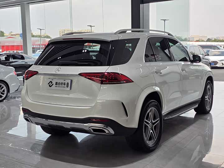 Фото 24 - Mercedes-Benz GLE-Class