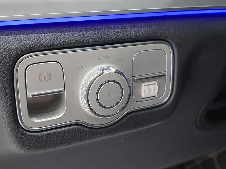 Фото 6 - Mercedes-Benz GLE-Class