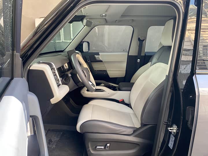 Фото 10 - Chery iCar 03