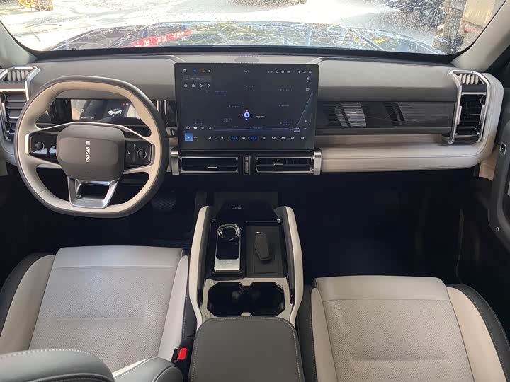 Фото 6 - Chery iCar 03