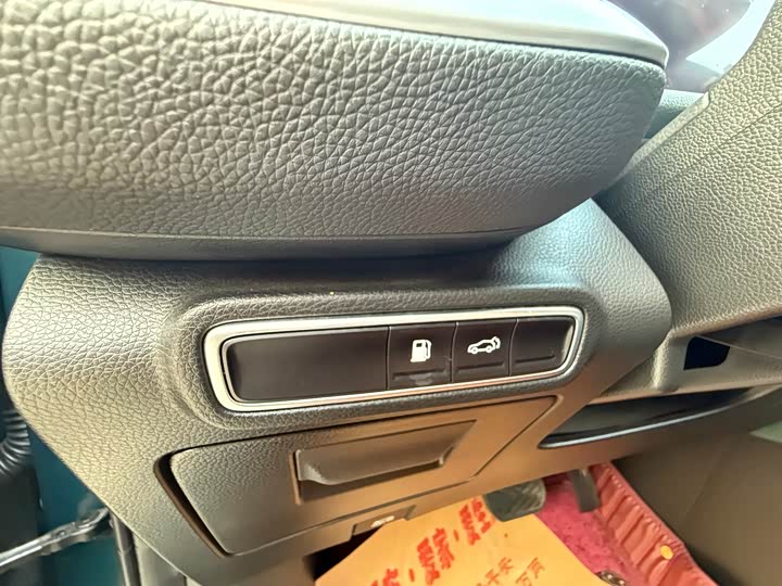 Фото 17 - GAC Trumpchi GS8