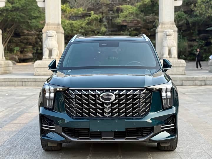 Фото 2 - GAC Trumpchi GS8