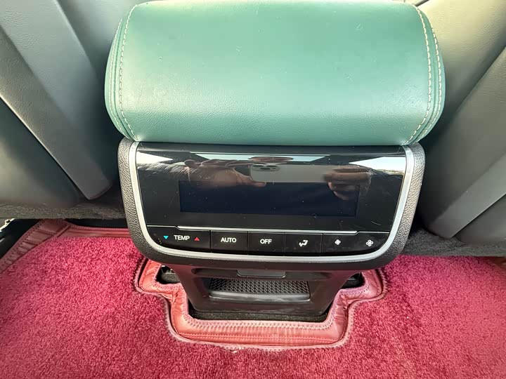 Фото 21 - GAC Trumpchi GS8