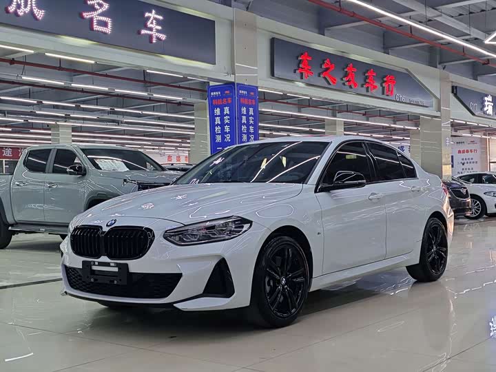 Фото 1 - BMW 1 Series