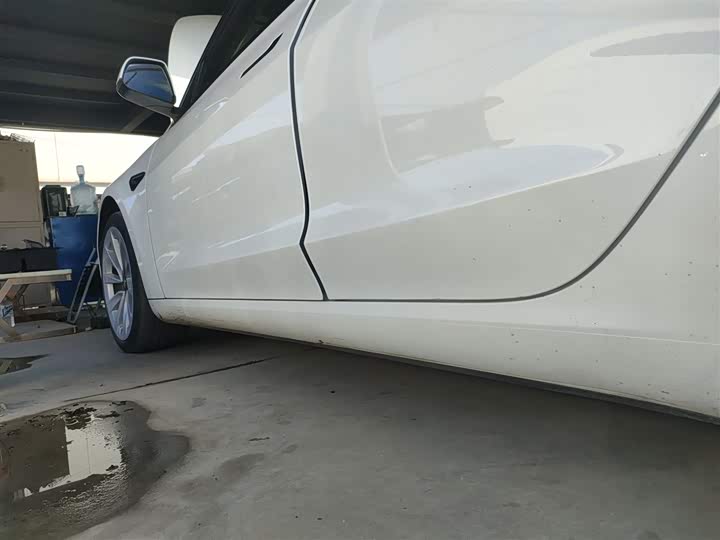 Фото 22 - Tesla Model 3