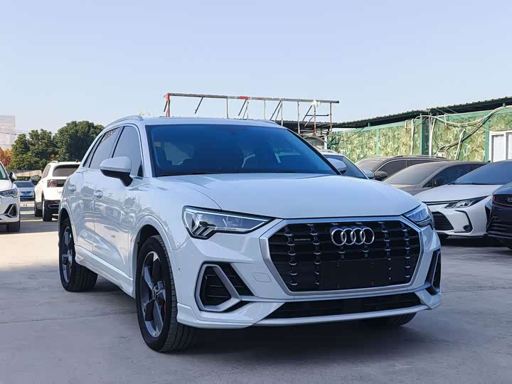 Фото 3 - Audi Q3