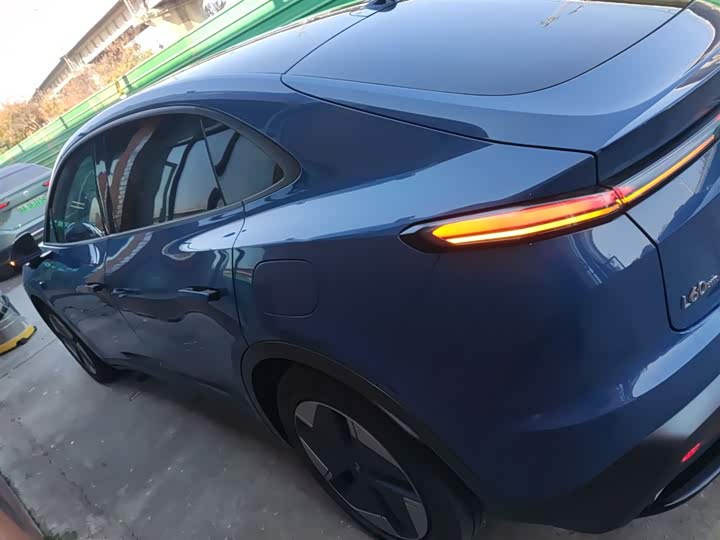 Фото 5 - Nio Onvo L60